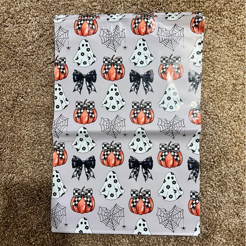 Set of 60 Halloween Poly Mailers 20 10x13 10 6x9 30 Stickers